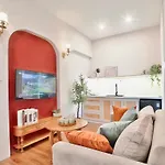 Unique Heritage Old Quarter Apartment